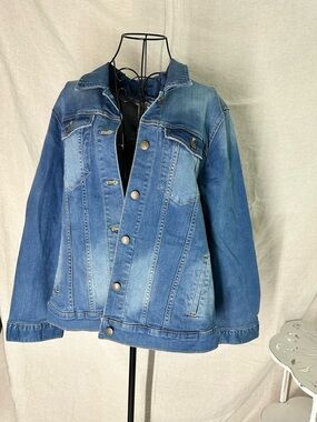Garnet Hill Relaxed Blue Denim Jacket